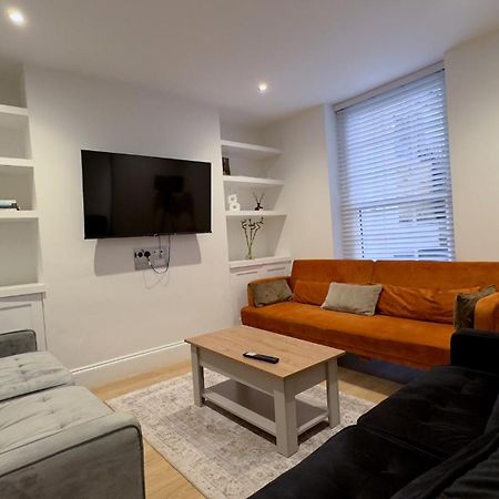 Cosy Modern Home Euston Fitzrovia Лондон Экстерьер фото