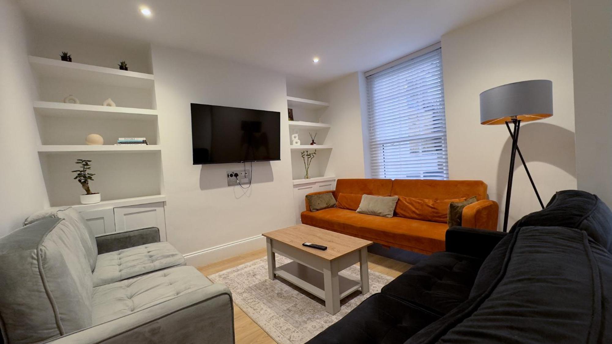 Cosy Modern Home Euston Fitzrovia Лондон Экстерьер фото